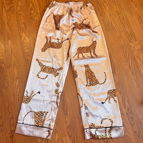 silky PJs - Picture 5 of 5